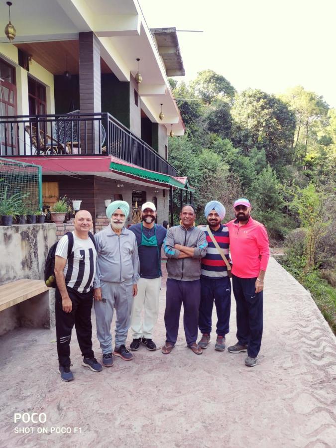 The Asgard Kasauli Panzió Kültér fotó